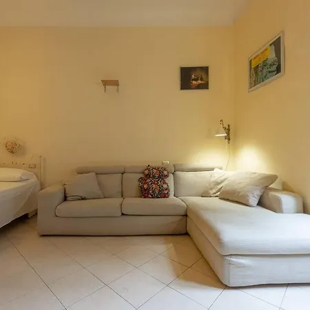 Amble Vintage Apartment